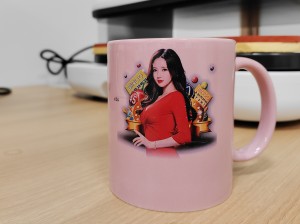 彩色杯